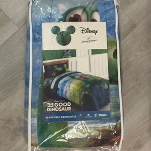 Disney Jumping Beans-New